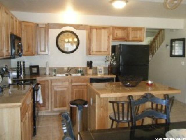 1566 E Jace Ln, South Weber, UT 84405 — photo 2