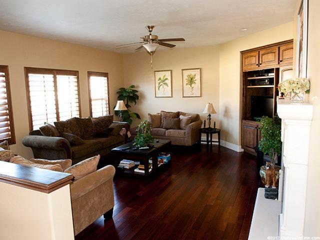 728 N 2000 W, Farmington, UT 84025 — photo 2