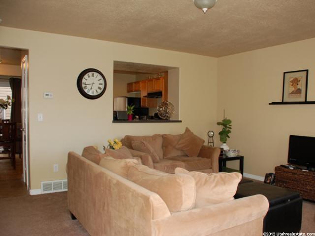 219 W Speyside Way, Murray, UT 84107 — photo 2
