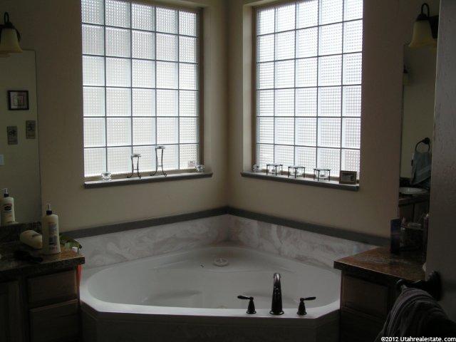 2361 E 425 N, Layton, UT 84040 — photo 11