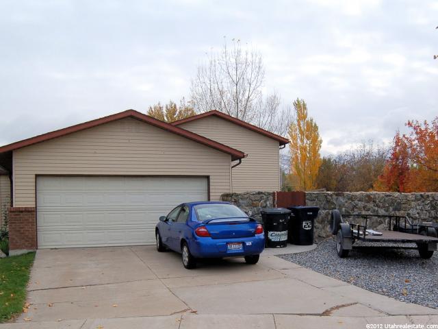 893 W 2025 S, Woods Cross, UT 84087 — photo 2