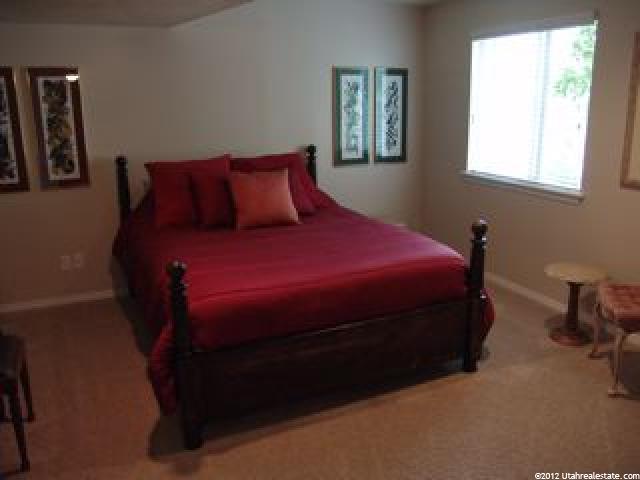 2113 E Cherry Meadows Ln N, Layton, UT 84040 — photo 11