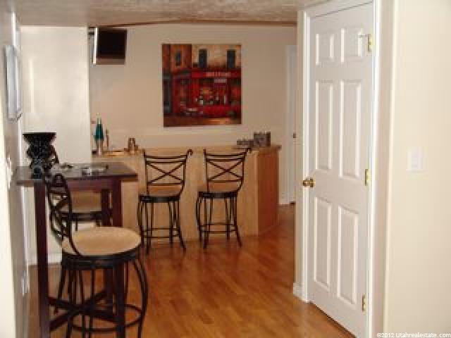 2113 E Cherry Meadows Ln N, Layton, UT 84040 — photo 8