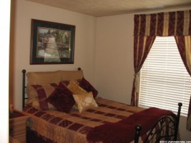 1887 S Bluff Ridge Dr, Syracuse, UT 84075 — photo 2