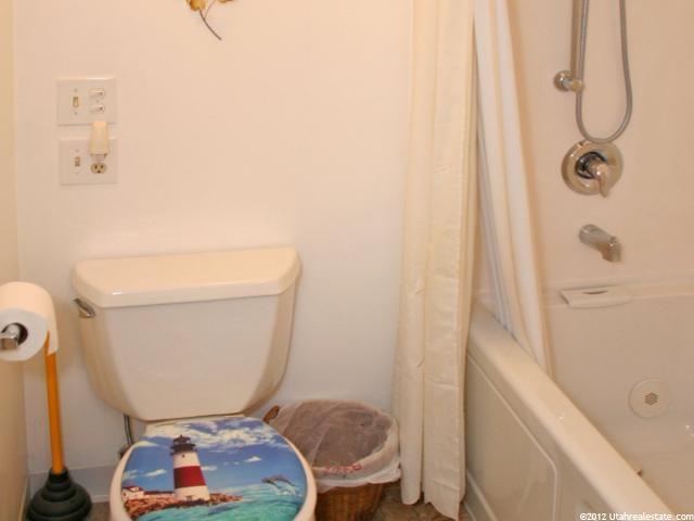 993 E 200 N, Provo, UT 84606 — photo 8