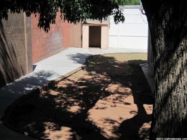 251 E 700 S, St. George, UT 84770 — photo 9