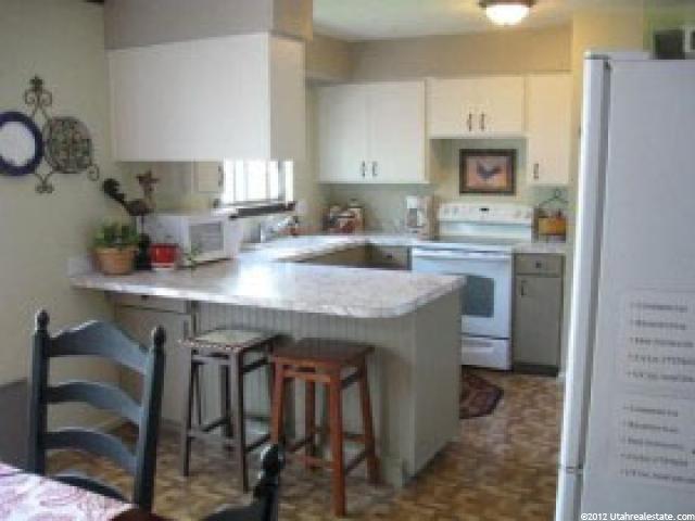 572 E 1850 N, North Ogden, UT 84414 — photo 4
