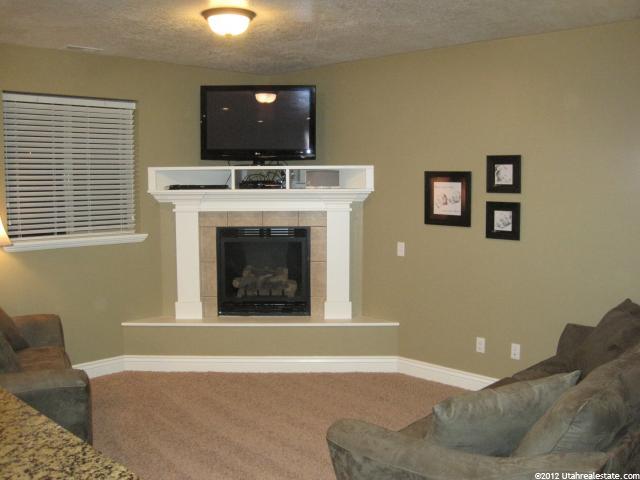 692 N 130 E, Smithfield, UT 84335 — photo 5