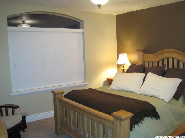 692 N 130 E, Smithfield, UT 84335 — photo 8