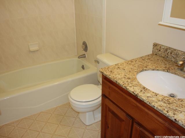 2886 W 1600 N, Clinton, UT 84015 — photo 5