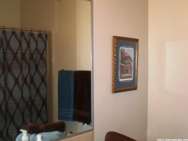 33 S Acantilado Dr, St. George, UT 84790 — photo 5