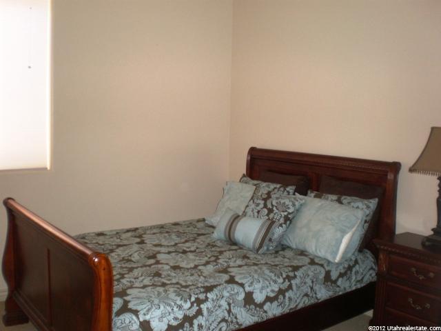 33 S Acantilado Dr, St. George, UT 84790 — photo 9