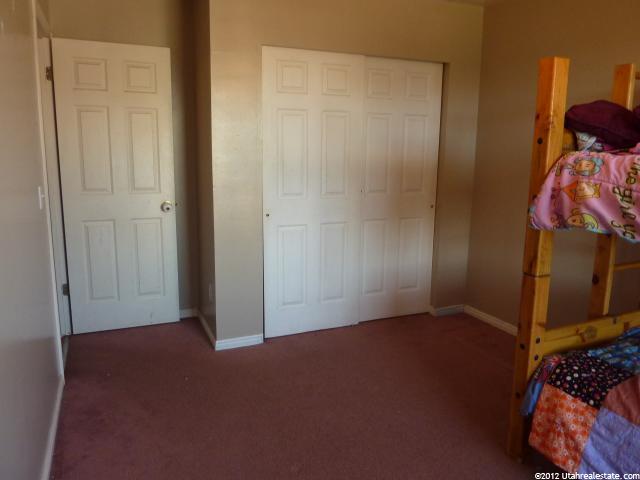 412 W 1850 S, Clearfield, UT 84015 — photo 4