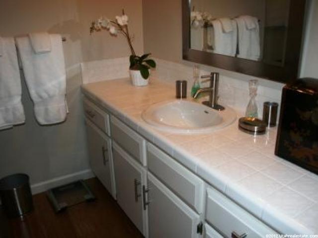 2470 E Robidoux S, Sandy, UT 84093 — photo 10