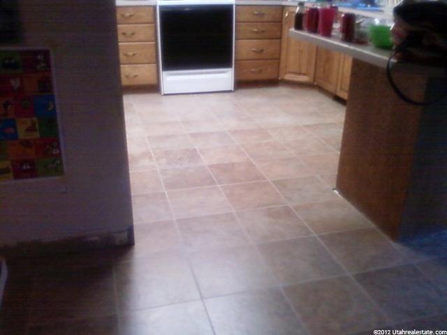 2832 E 2700 N, Layton, UT 84041 — photo 3