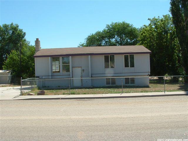 481 S 200 E, Vernal, UT 84078 — photo 6