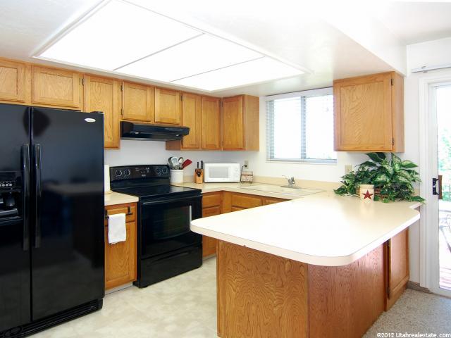 1073 W 2450 N, Layton, UT 84041 — photo 6