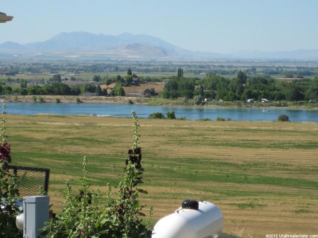 1392 W 6500 S, Hyrum, UT 84319 — photo 7