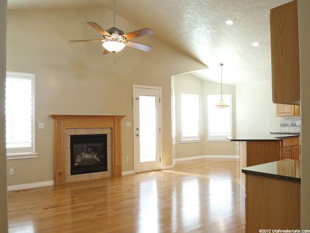2403 W 2375 N, Clinton, UT 84015 — photo 6