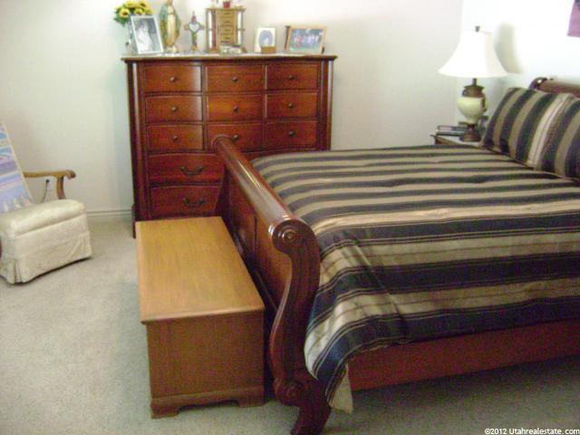 1813 N 1775 W, Farr West, UT 84404 — photo 9