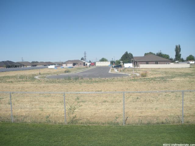 1081 N 1285 W, Clinton, UT 84015 — photo 7
