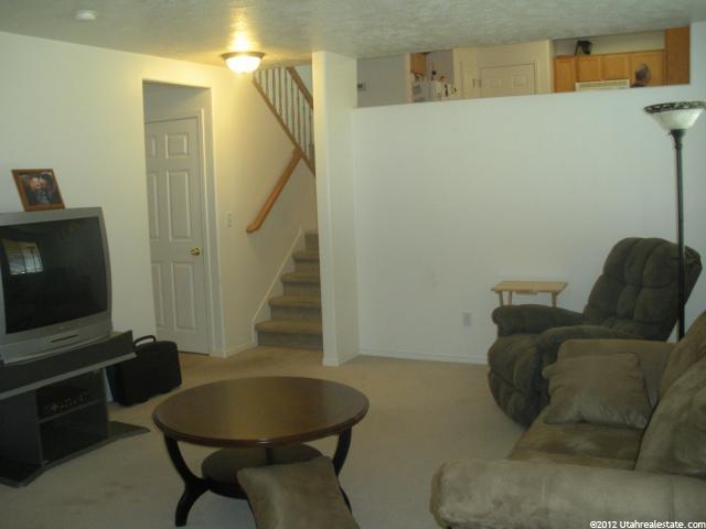 1081 N 1285 W, Clinton, UT 84015 — photo 8