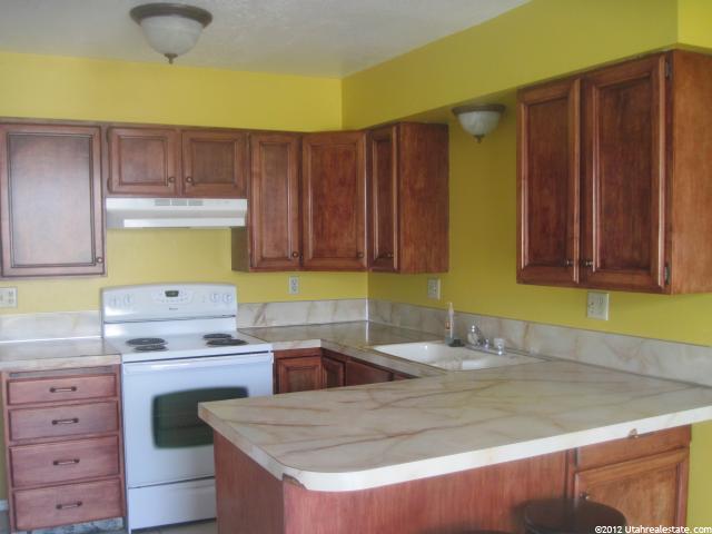 114 W 1100 N, Logan, UT 84341 — photo 2