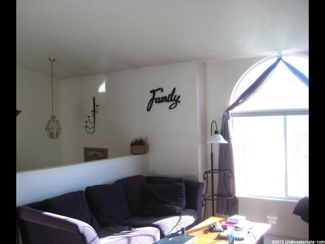 5530 S 3275 W, Roy, UT 84067 — photo 4