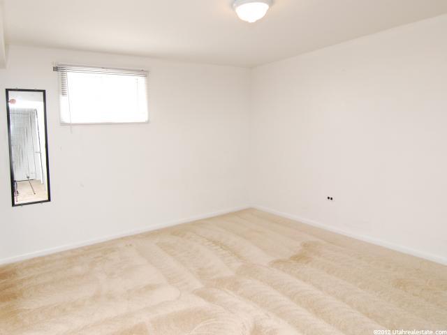 970 E 2050 S, Bountiful, UT 84010 — photo 12