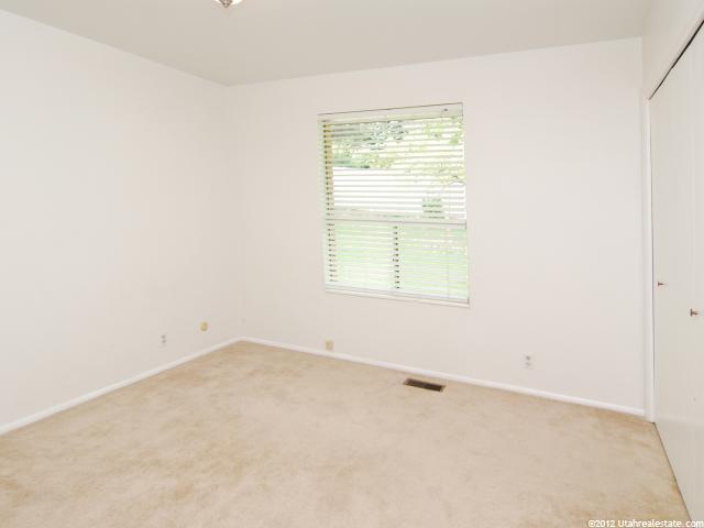970 E 2050 S, Bountiful, UT 84010 — photo 8