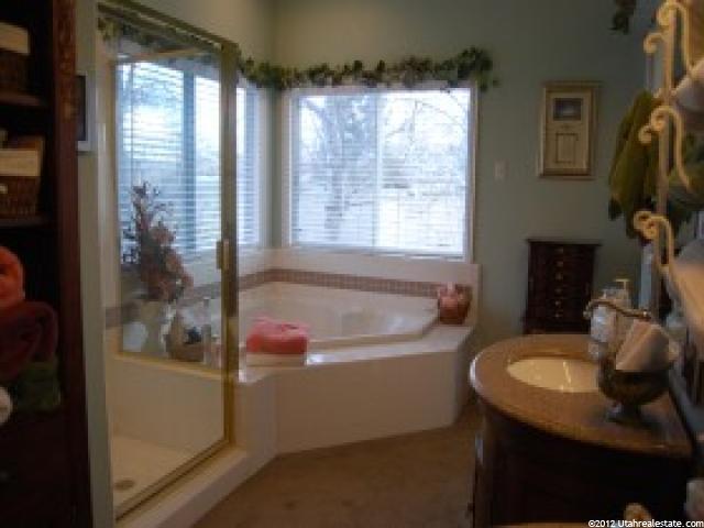 1212 E Bear Hollow Cv, Draper, UT 84020 — photo 4