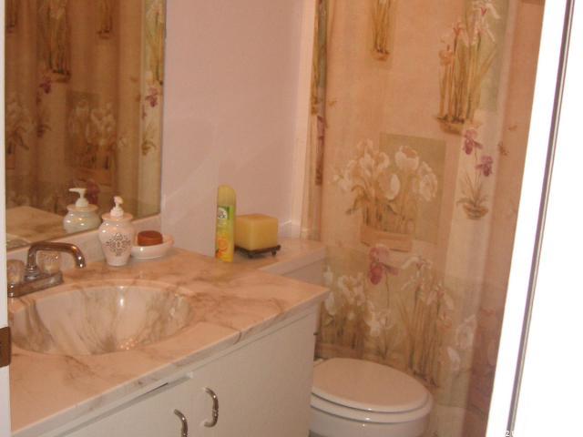 88 W 50 S #D-8, Centerville, UT 84014 — photo 9