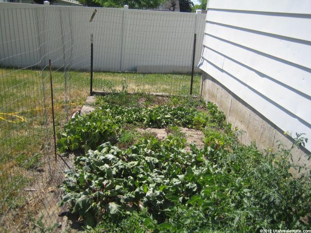 448 E 700 N, Logan, UT 84321 — photo 9