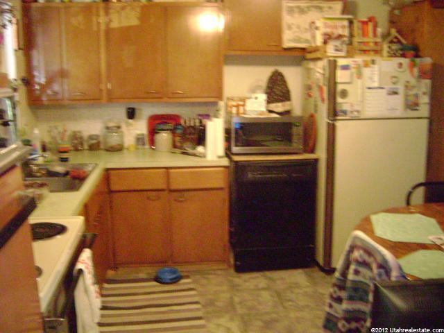 433 N 300 E, Kaysville, UT 84037 — photo 2