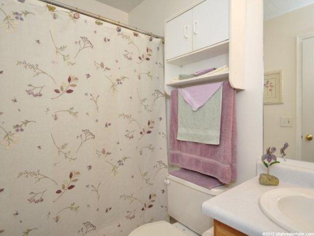 354 E 500 S, Clearfield, UT 84015 — photo 7