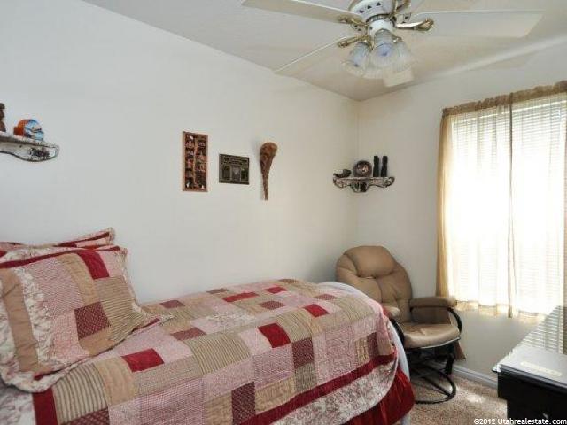 354 E 500 S, Clearfield, UT 84015 — photo 9