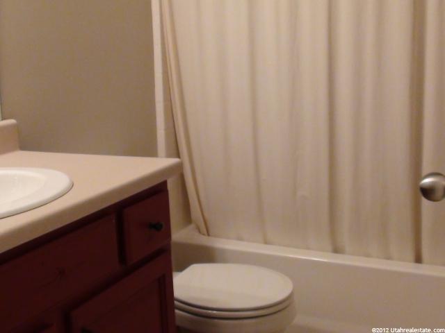 1715 N Pages Pl W, Bountiful, UT 84010 — photo 2