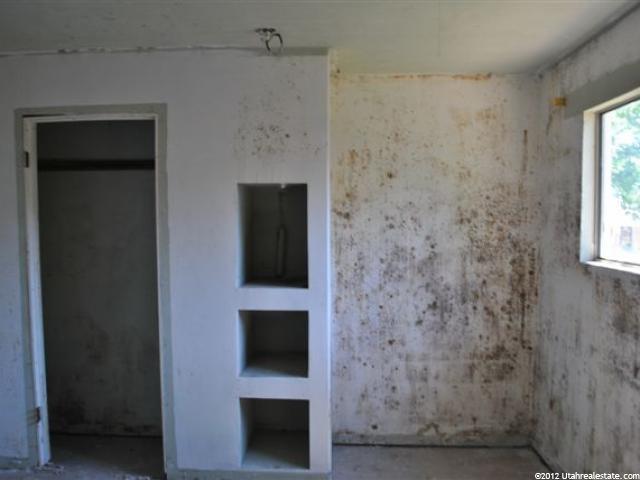 151 W 600 N, Clearfield, UT 84015 — photo 2
