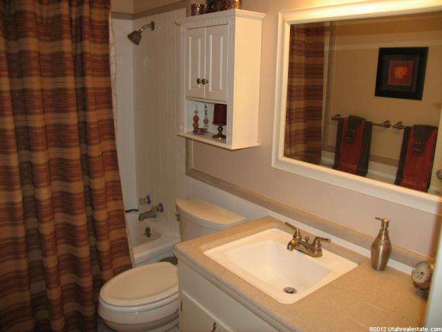 2459 E Murray Holladay Rd, Holladay, UT 84117 — photo 11