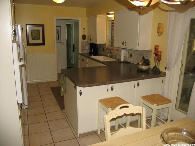 2459 E Murray Holladay Rd, Holladay, UT 84117 — photo 5