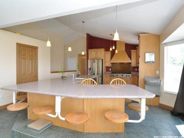 26 E Shepard Ln, Kaysville, UT 84037 — photo 4