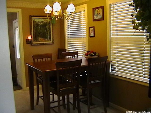 568 E Maple Dr S, Clearfield, UT 84015 — photo 5