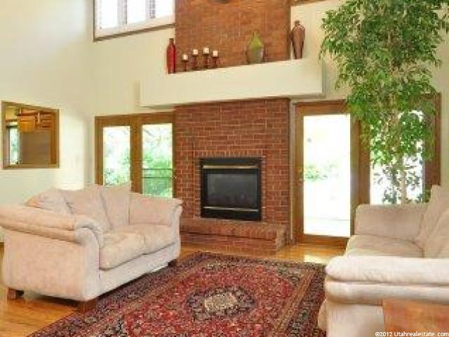1632 E Oakcrest Dr, Ogden, UT 84403 — photo 3