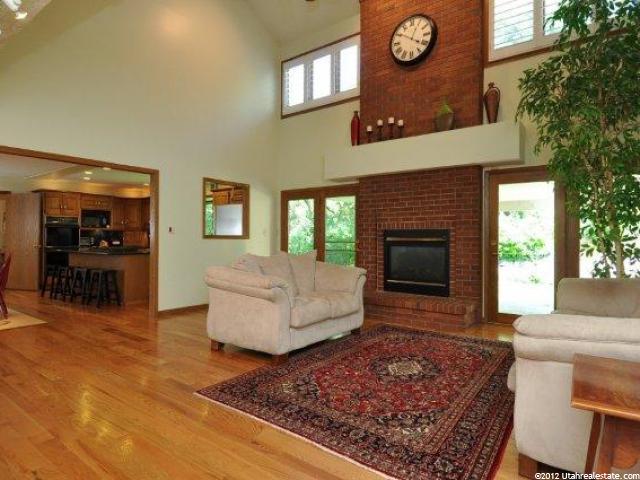 1632 E Oakcrest Dr, Ogden, UT 84403 — photo 4