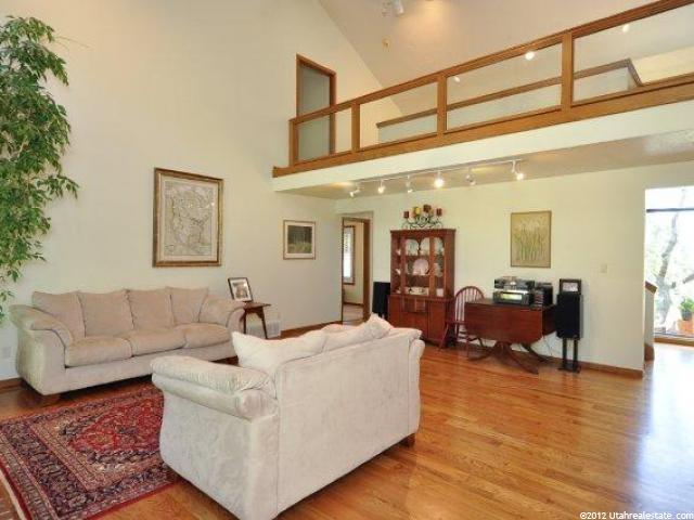 1632 E Oakcrest Dr, Ogden, UT 84403 — photo 7