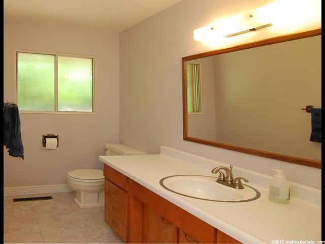 3071 E Fernwood Dr, Layton, UT 84040 — photo 8