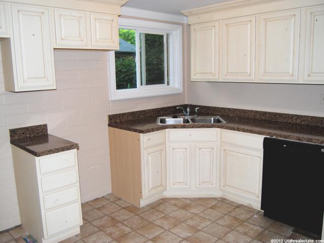 805 S 350 W, Bountiful, UT 84010 — photo 6