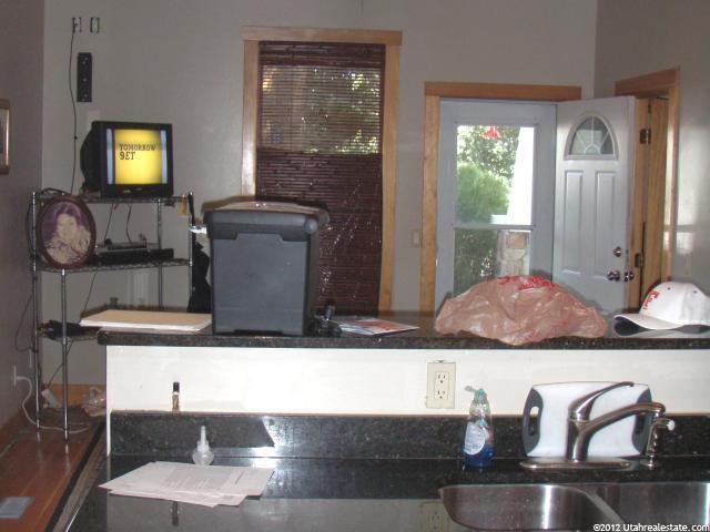 2002 S Adams Ave E #2002, Ogden, UT 84401 — photo 8