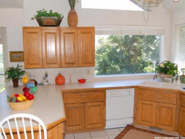 11823 S Nicklaus Rd E, Sandy, UT 84092 — photo 4