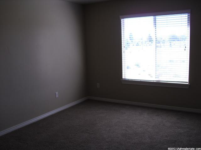 404 N 700 W, Vernal, UT 84078 — photo 4